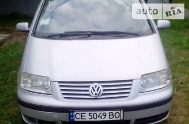 Минивэн Volkswagen Sharan 2001 в Черновцах