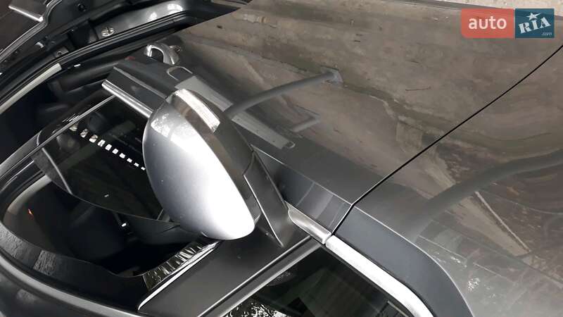 Минивэн Volkswagen Sharan 2012 в Каменском