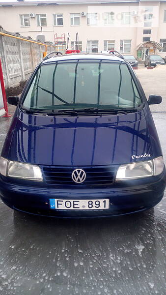 Минивэн Volkswagen Sharan 1998 в Виннице