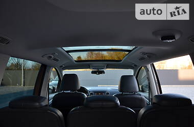 Мінівен Volkswagen Sharan 2011 в 