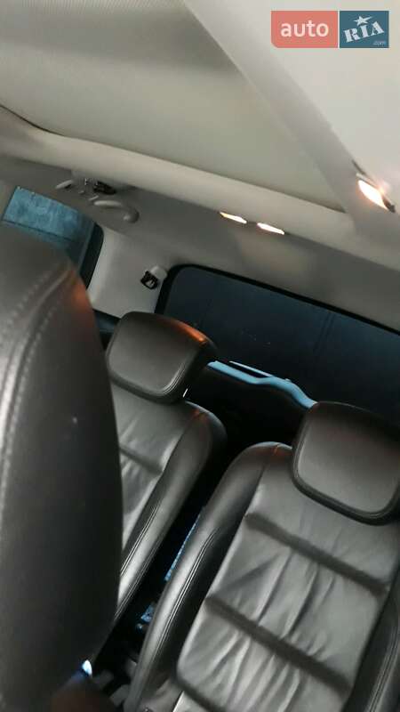 Минивэн Volkswagen Sharan 2012 в Каменском