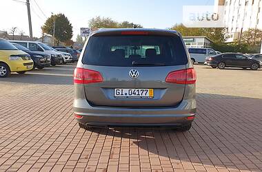 Минивэн Volkswagen Sharan 2015 в Хмельницком