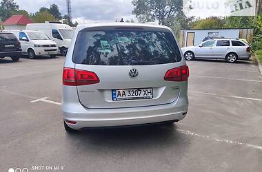 Минивэн Volkswagen Sharan 2012 в Киеве