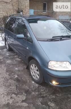 Універсал Volkswagen Sharan 2000 в Києві