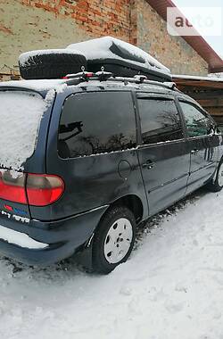 Минивэн Volkswagen Sharan 1997 в Дрогобыче