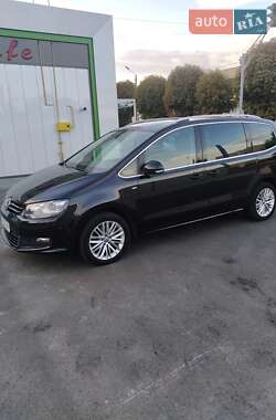 Минивэн Volkswagen Sharan 2015 в 