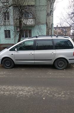 Минивэн Volkswagen Sharan 2003 в 