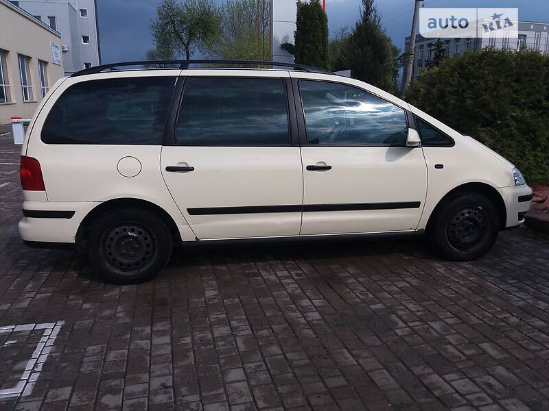 Універсал Volkswagen Sharan 2007 в Рівному
