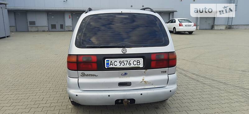 Минивэн Volkswagen Sharan 1997 в Любомле