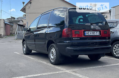 Мінівен Volkswagen Sharan 2003 в Дніпрі