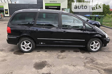 Мінівен Volkswagen Sharan 2007 в Житомирі