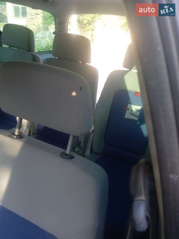 Минивэн Volkswagen Sharan 1999 в Тростянце