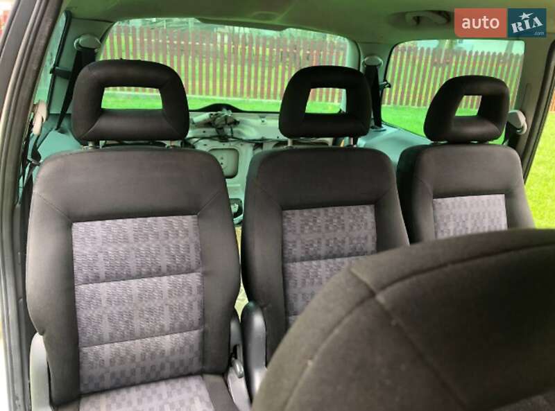 Минивэн Volkswagen Sharan 2002 в Ивано-Франковске фото 8 Минивэн Volkswagen Sharan 2002 в Ивано-Франковске