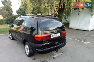Мінівен Volkswagen Sharan 1998 в Києві