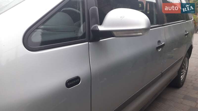 Минивэн Volkswagen Sharan 2009 в Сокале