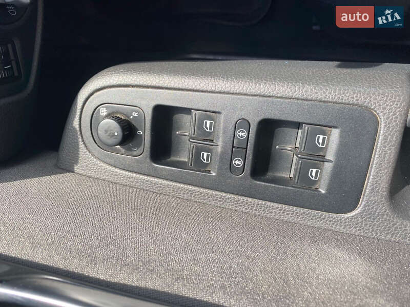 Мінівен Volkswagen Sharan 2011 в Шостці