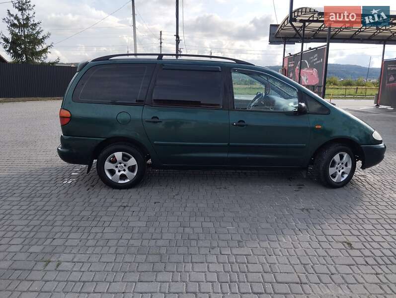 Мінівен Volkswagen Sharan 1996 в Львові