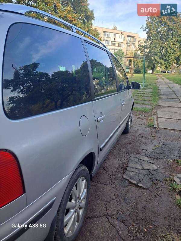 Минивэн Volkswagen Sharan 2007 в Ужгороде