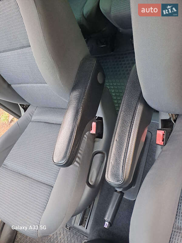 Минивэн Volkswagen Sharan 2007 в Ужгороде