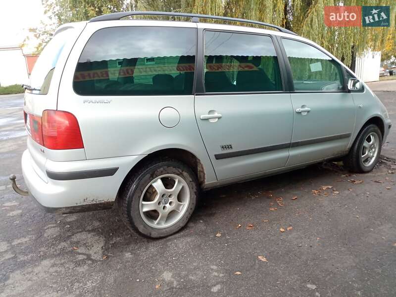 Минивэн Volkswagen Sharan 2001 в Костополе