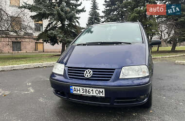 Минивэн Volkswagen Sharan 2003 в Краматорске