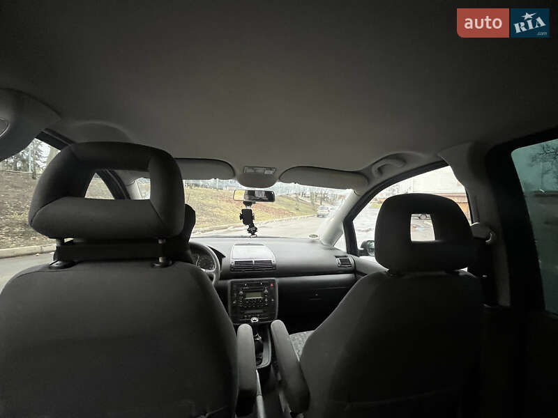 Мінівен Volkswagen Sharan 2003 в Краматорську