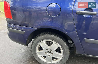 Минивэн Volkswagen Sharan 2003 в Краматорске