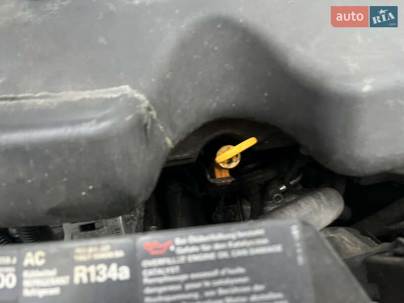 Мінівен Volkswagen Sharan 2003 в Краматорську