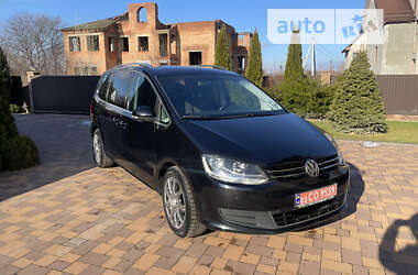 Минивэн Volkswagen Sharan 2011 в Барышевке