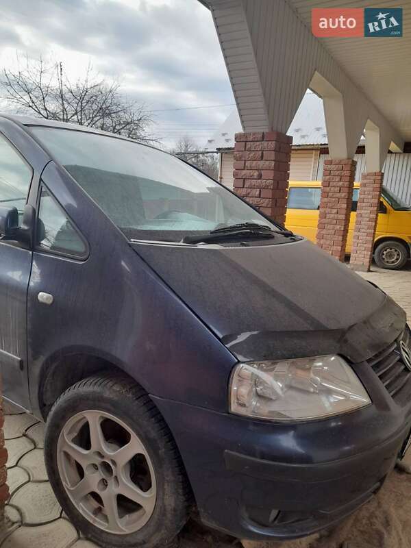 Мінівен Volkswagen Sharan 2000 в Вижниці