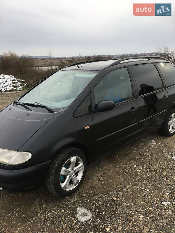Минивэн Volkswagen Sharan 1997 в Иршаве