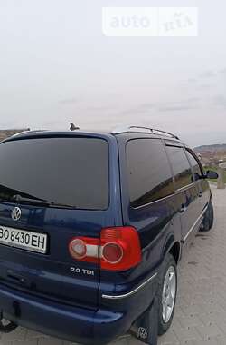 Минивэн Volkswagen Sharan 2007 в Шумске