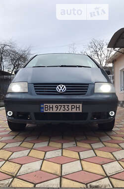 Минивэн Volkswagen Sharan 2001 в Одессе