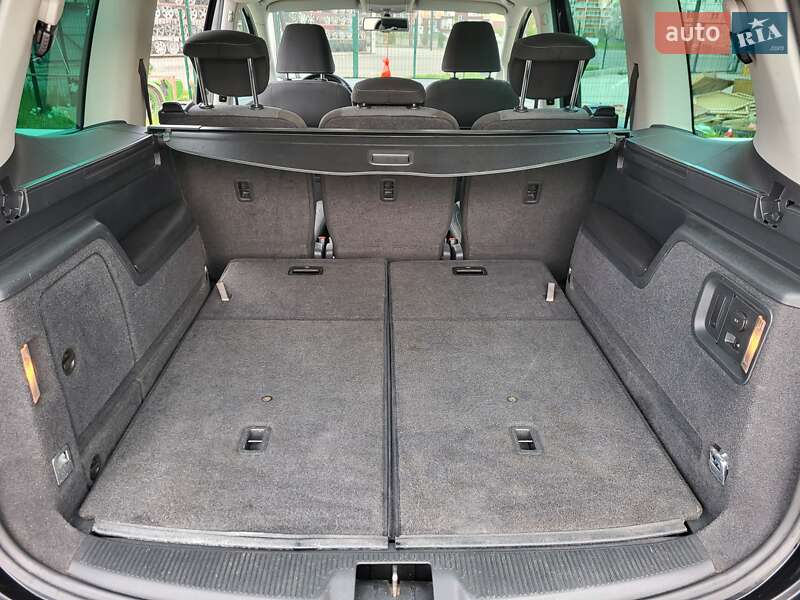 Минивэн Volkswagen Sharan 2012 в Хмельницком