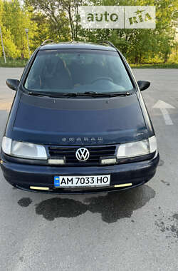 Минивэн Volkswagen Sharan 1997 в Бердичеве