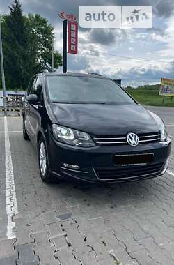 Минивэн Volkswagen Sharan 2016 в Тячеве