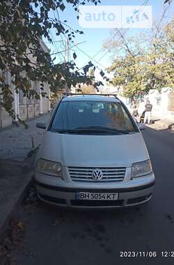 Минивэн Volkswagen Sharan 2000 в Одессе