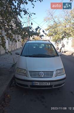 Минивэн Volkswagen Sharan 2000 в Одессе