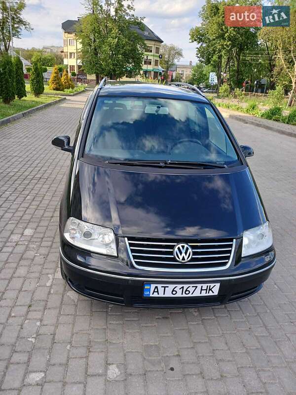 Минивэн Volkswagen Sharan 2008 в Коломые