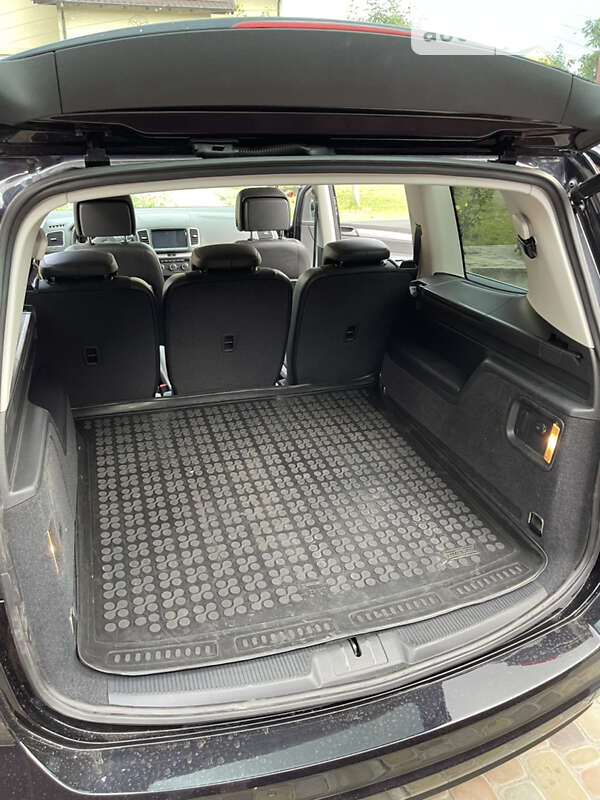 Минивэн Volkswagen Sharan 2015 в Киеве фото 21 Минивэн Volkswagen Sharan 2015 в Киеве