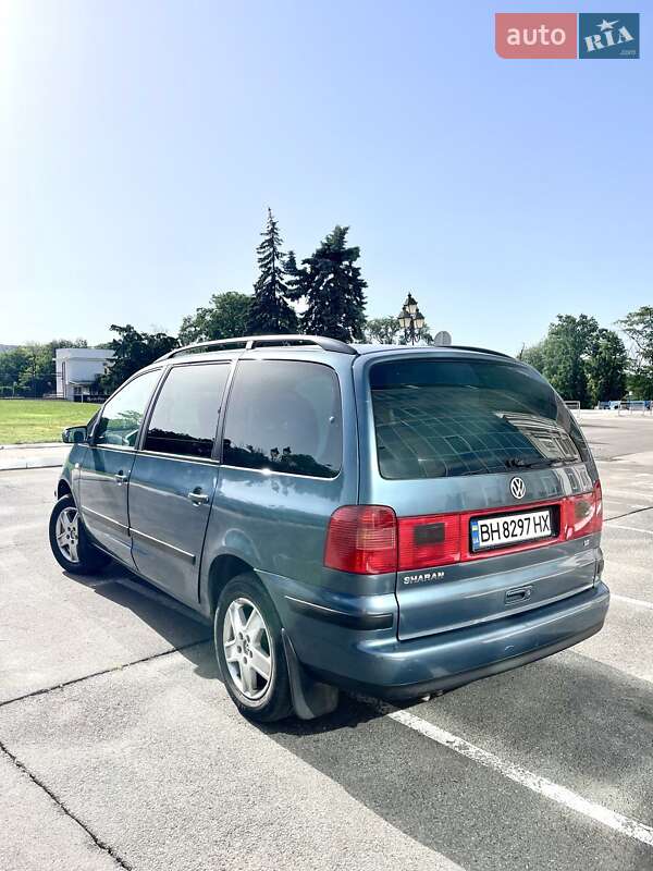 Минивэн Volkswagen Sharan 2002 в Одессе