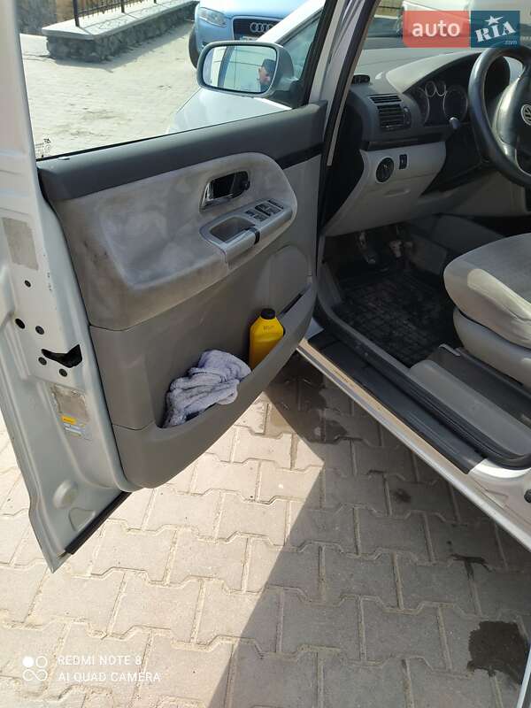Минивэн Volkswagen Sharan 2002 в Хмельницком