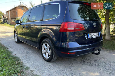 Минивэн Volkswagen Sharan 2011 в 