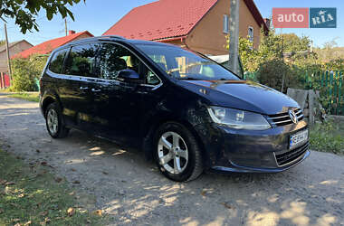 Минивэн Volkswagen Sharan 2011 в 
