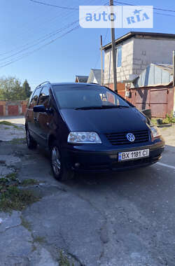 Минивэн Volkswagen Sharan 2001 в Хмельницком