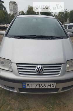 Мінівен Volkswagen Sharan 2002 в Києві