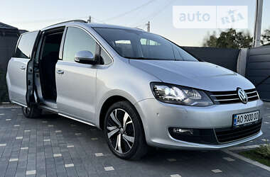 Мінівен Volkswagen Sharan 2015 в Ужгороді