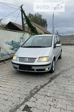 Мінівен Volkswagen Sharan 2001 в Новоселиці