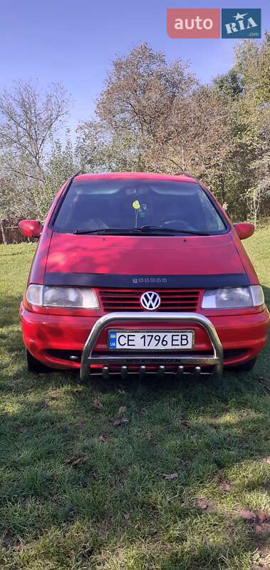 Мінівен Volkswagen Sharan 1998 в Чернівцях