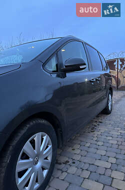 Минивэн Volkswagen Sharan 2011 в Львове